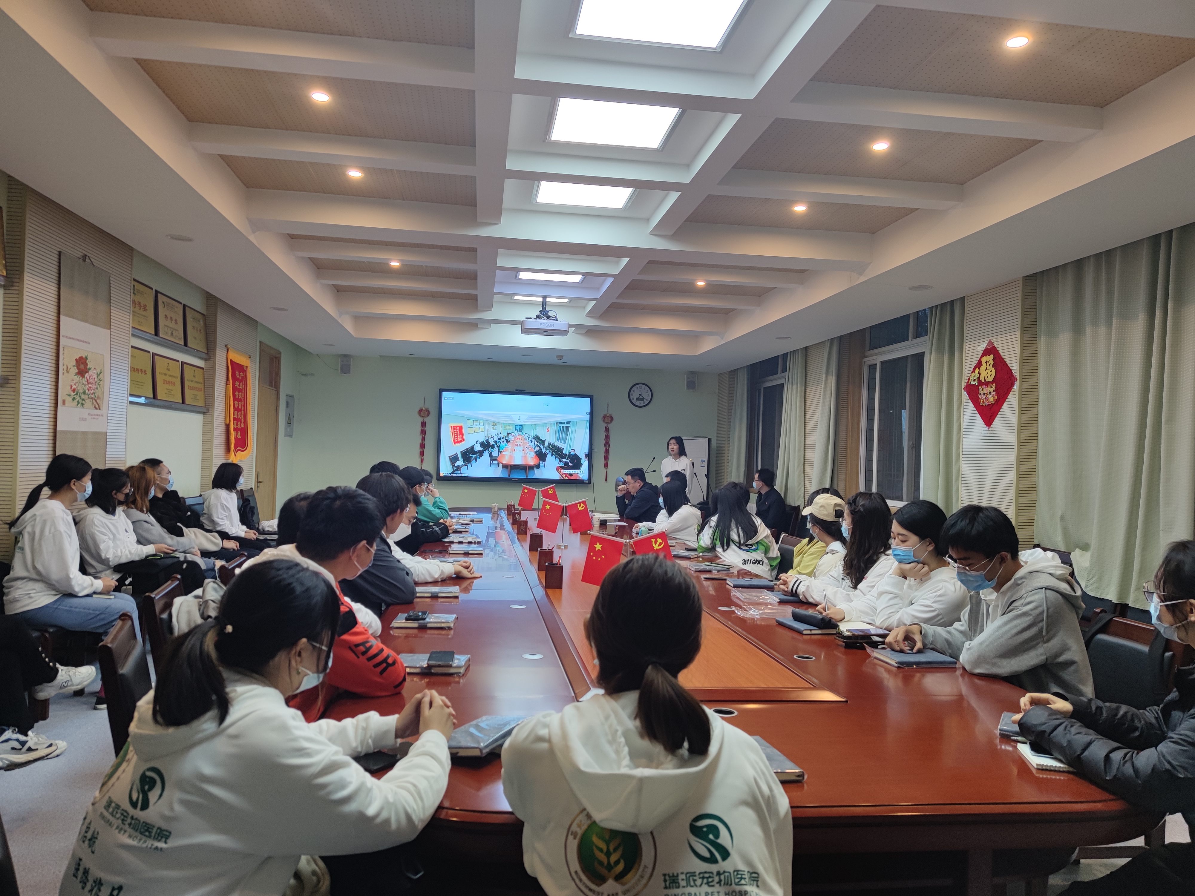 4e783bb30c7c4a30bc6badb665ac9b6b.jpg 4e783bb30c7c4a30bc6badb665ac9b6b.jpg