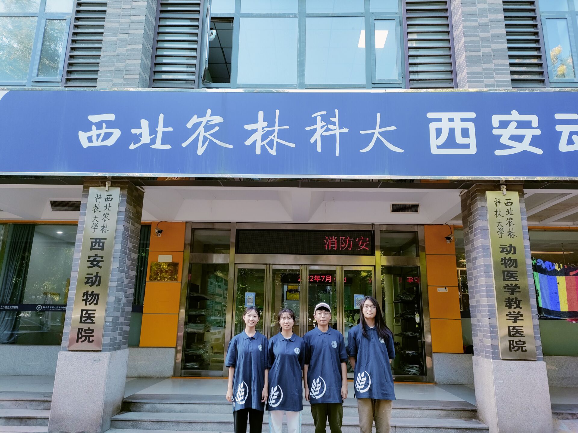 8608eb6d881544d19d17c909bf6d4154.jpg 8608eb6d881544d19d17c909bf6d4154.jpg