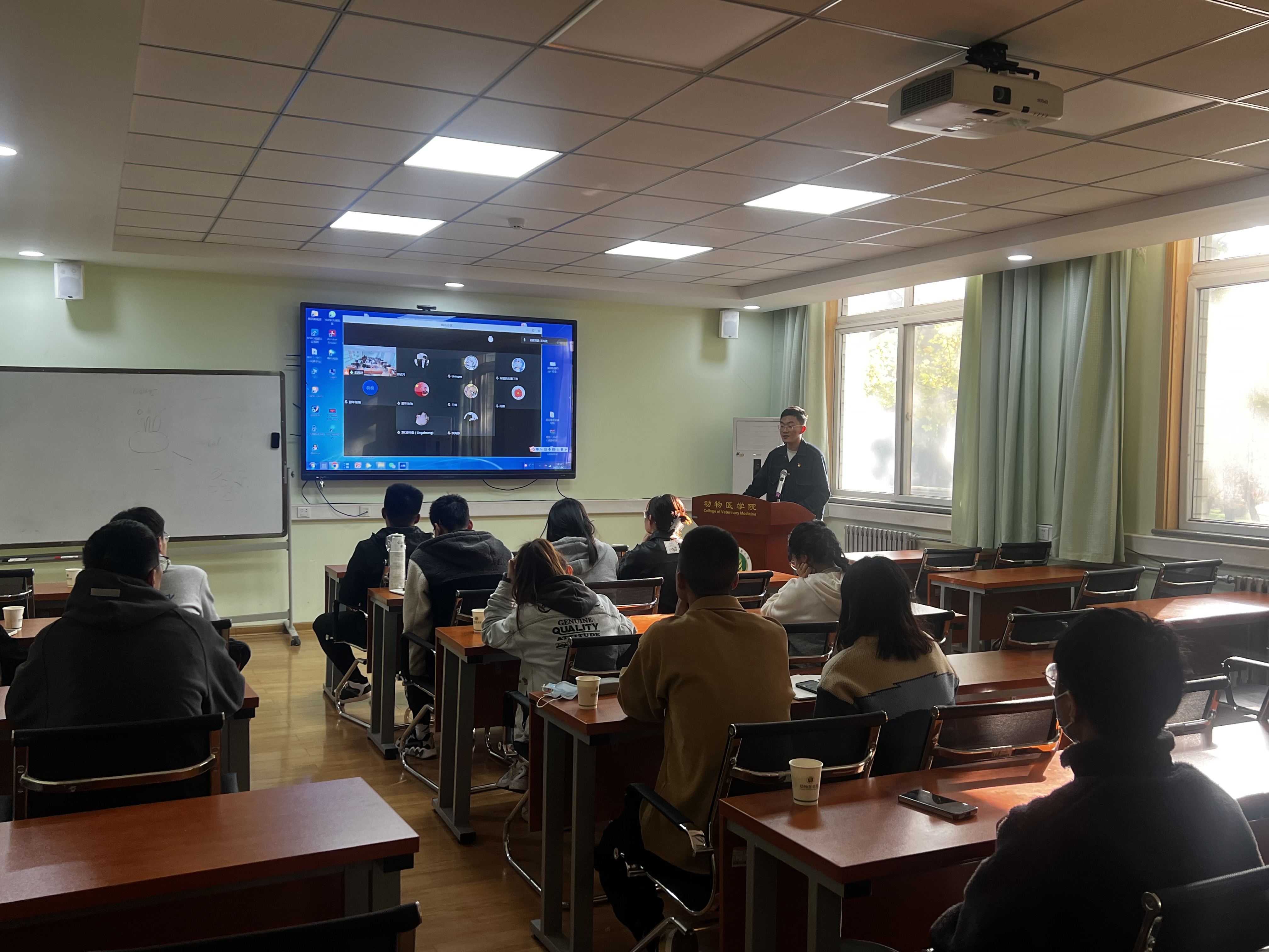 358e482c88af4c7ea13fd988004b8283.png 358e482c88af4c7ea13fd988004b8283.png