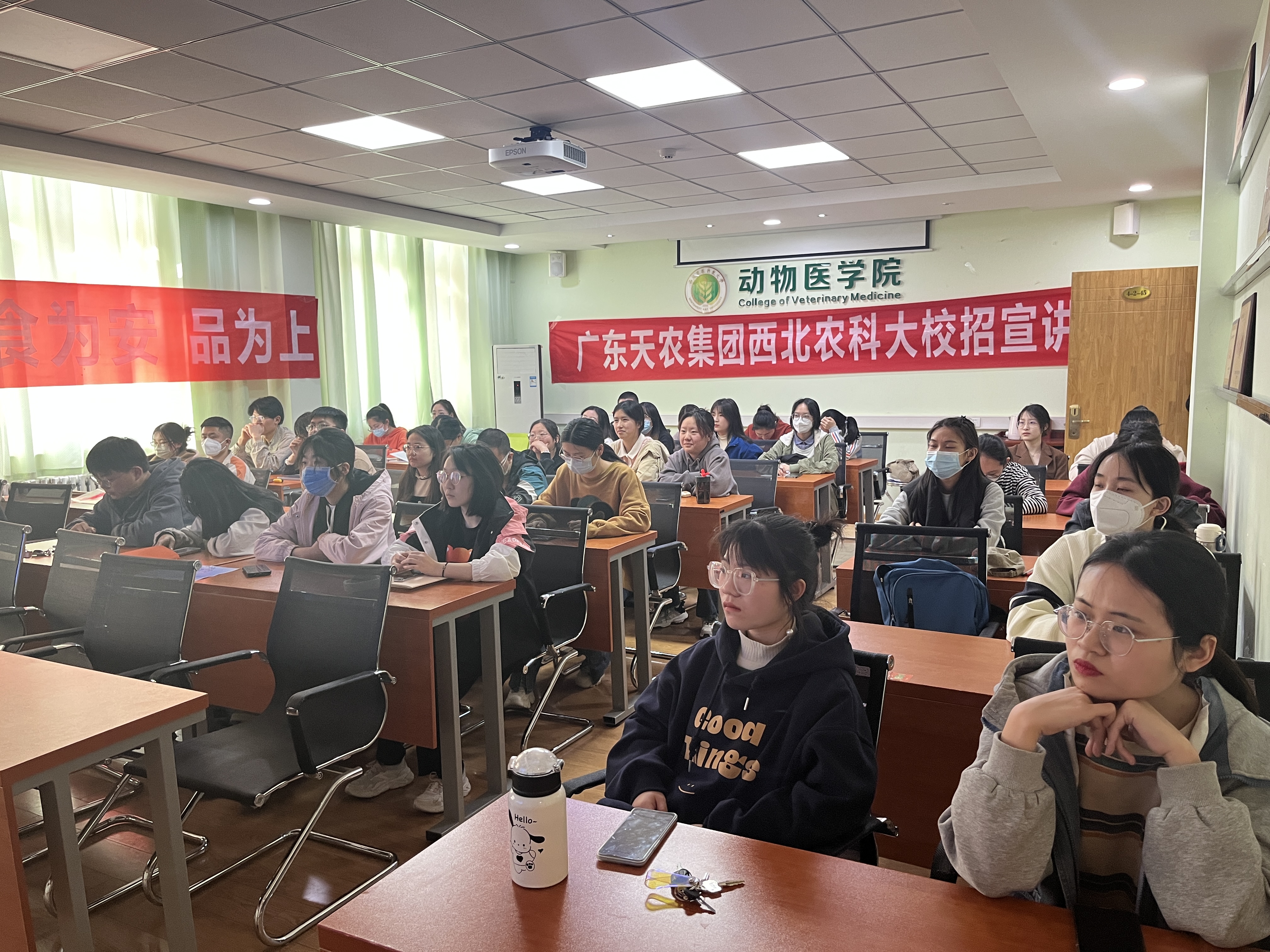 1bed1a1594014b618ed793e811dc2b09.jpg 1bed1a1594014b618ed793e811dc2b09.jpg